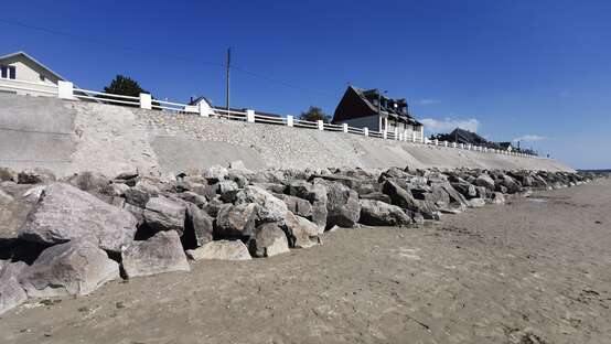 Le Crotoy sea front (France)