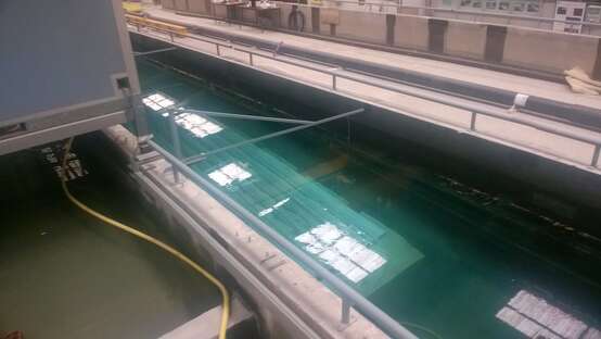 Subsea oil pipelines reheating system (France)