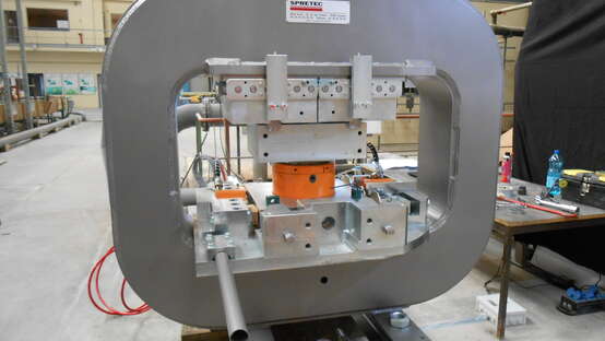 Sliding system in the context of the ITER project (France)