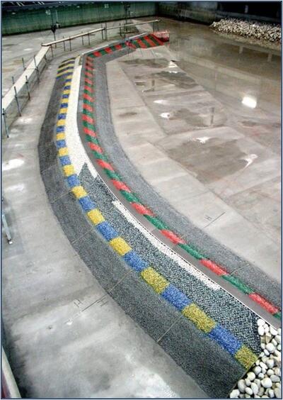 Port 2000 breakwater in wave basin | Artelia hydraulics