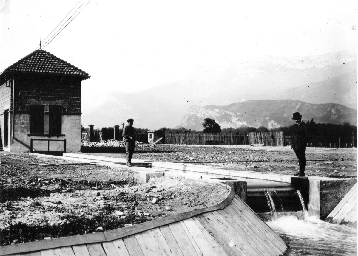 Neyrpic's first testing station at the Beauvert site (1920) |Artelia